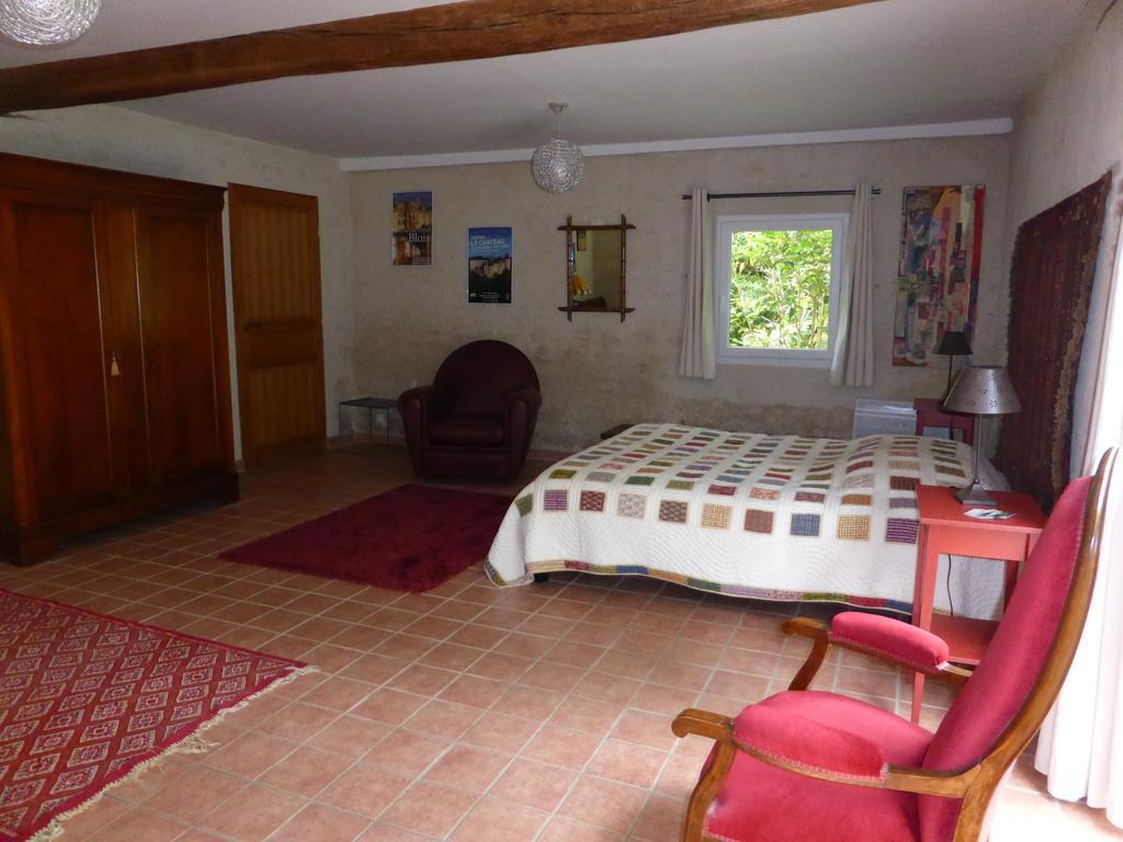 Les Fontenils Lassay-sur-Croisne Kamer foto